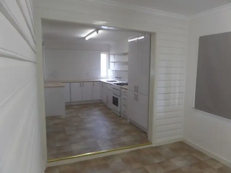 Fifth view of Homely house listing, 17 Roslyn Street, Narrandera NSW 2700