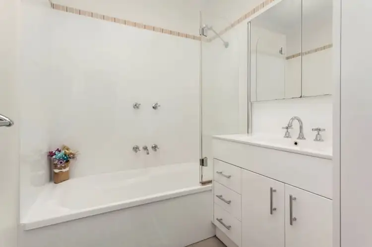 Fifth view of Homely unit listing, 4/340-342 Springfield Road, Nunawading VIC 3131