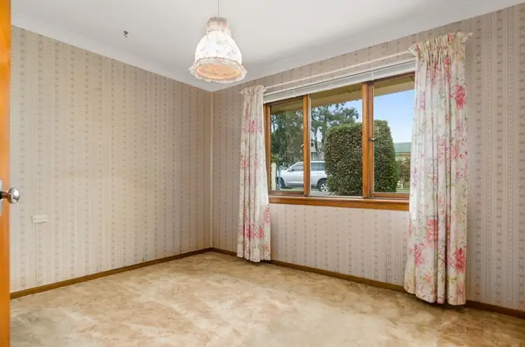 Fifth view of Homely house listing, 18 Byamee Street, Koonawarra NSW 2530