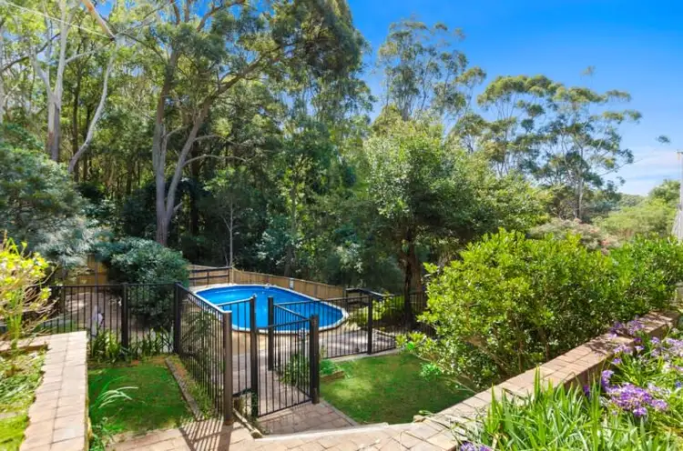 24 Balmer Crescent, Woonona NSW 2517