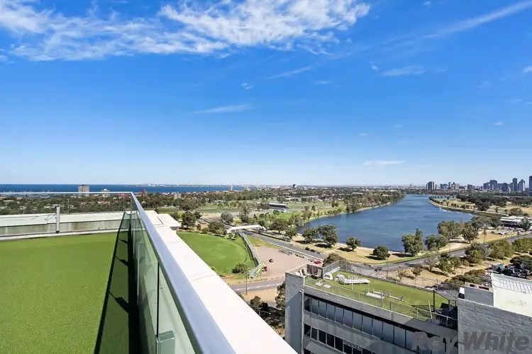 505/82 Queens Road, Melbourne VIC 3004