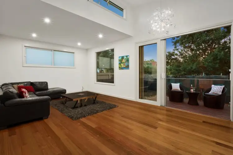 Second view of Homely house listing, 2/21 Belle Crescent, Mordialloc VIC 3195