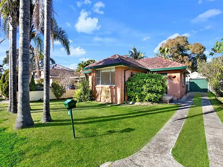 20 Bimbadeen Avenue, Miranda NSW 2228