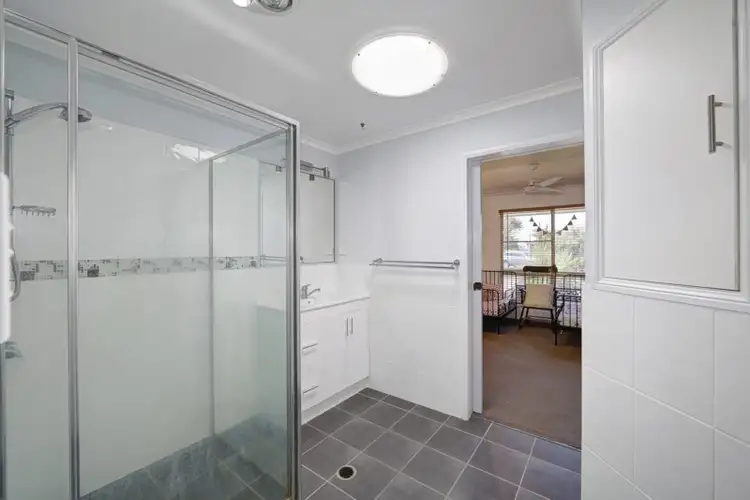 Fourth view of Homely house listing, 2 Majestic Place, Coral Cove QLD 4670