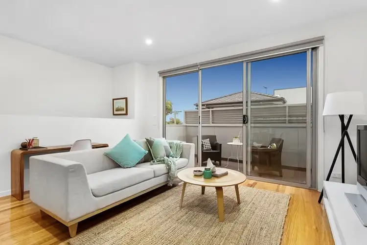 4/22 Irvine Crescent, Brunswick West VIC 3055