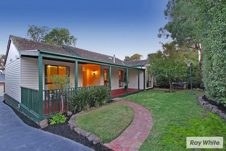 50 BONNIE VIEW Road, Croydon North VIC 3136