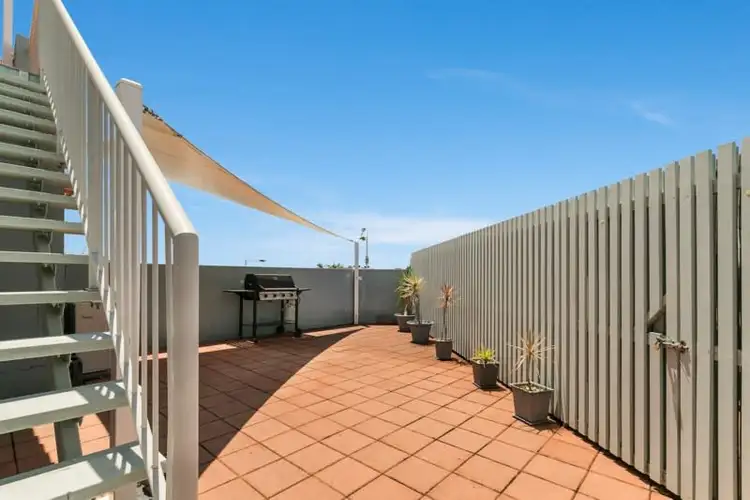 Seventh view of Homely unit listing, 4/89 Bay Terrace, Wynnum QLD 4178