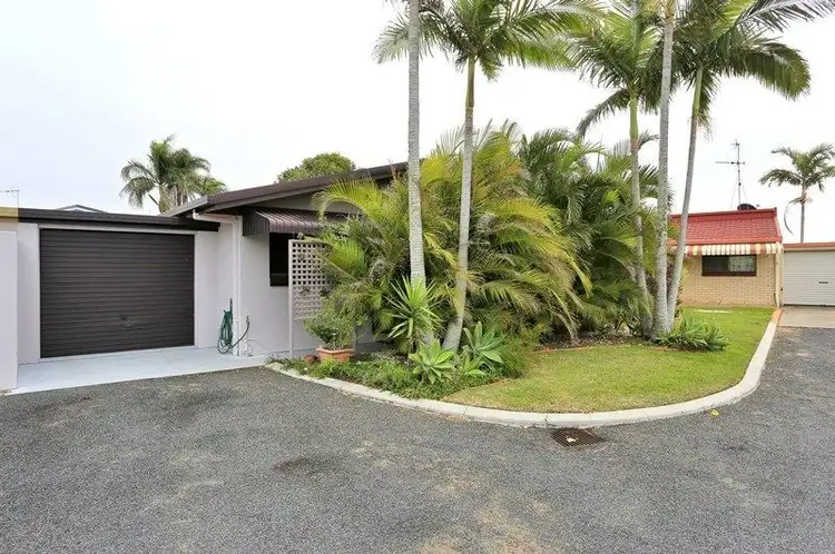 Fifth view of Homely unit listing, 2/5 Newton Court, Bargara QLD 4670
