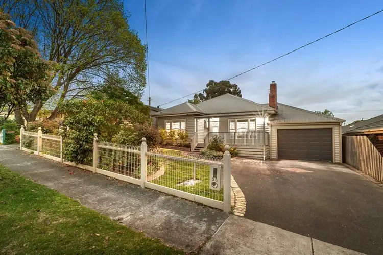30 Lyell Parade, Greensborough VIC 3088