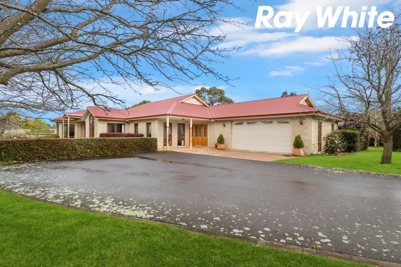 Main view of Homely house listing, 16 Pepperell Drive, Drouin VIC 3818