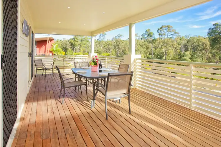 5 Waterside Drive, Springfield Lakes QLD 4300