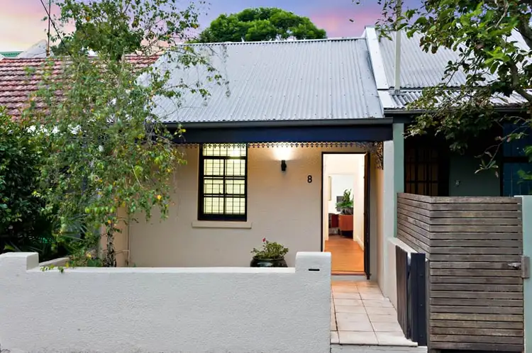 8 Clara Street, Newtown NSW 2042