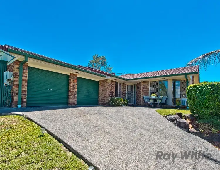 2 Janet Place, Arana Hills QLD 4054