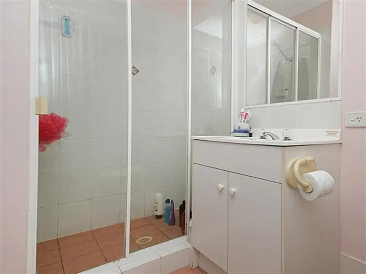 Seventh view of Homely house listing, 4 Bowerbird Close, Doolandella QLD 4077