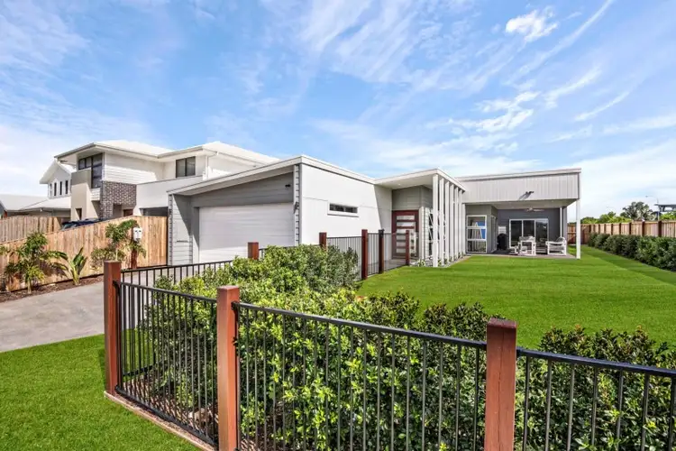2 Suncatcher Lane, Casuarina NSW 2487