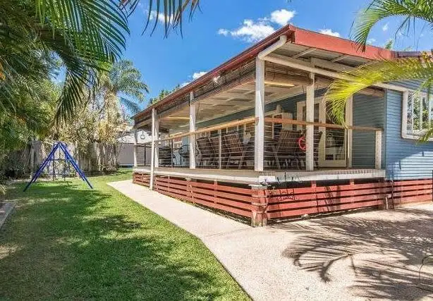 9 Alexandra Street, Balmoral QLD 4171