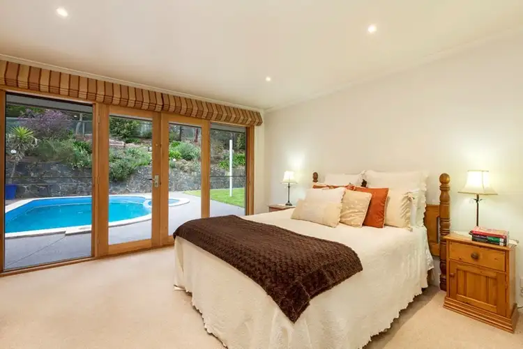 Seventh view of Homely house listing, 2 Miriam Court, Templestowe VIC 3106