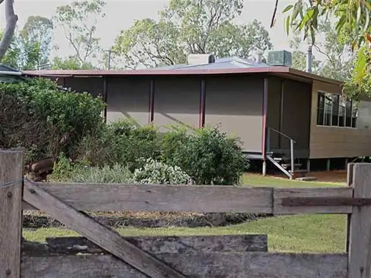 383 Moonie Highway, Dalby QLD 4405