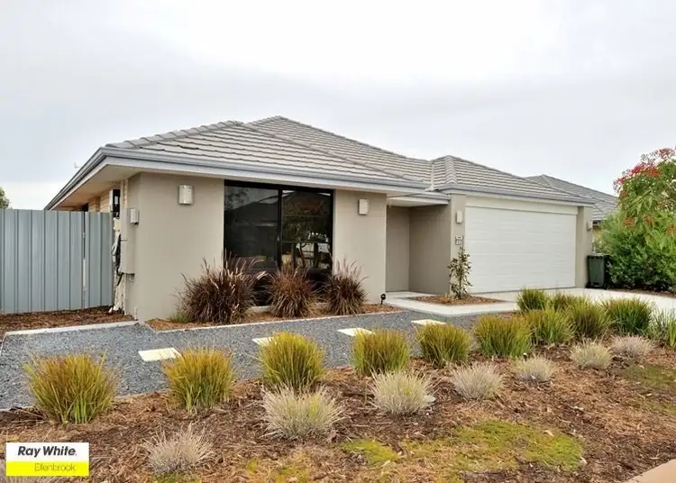 8 Starke Turn, Ellenbrook WA 6069
