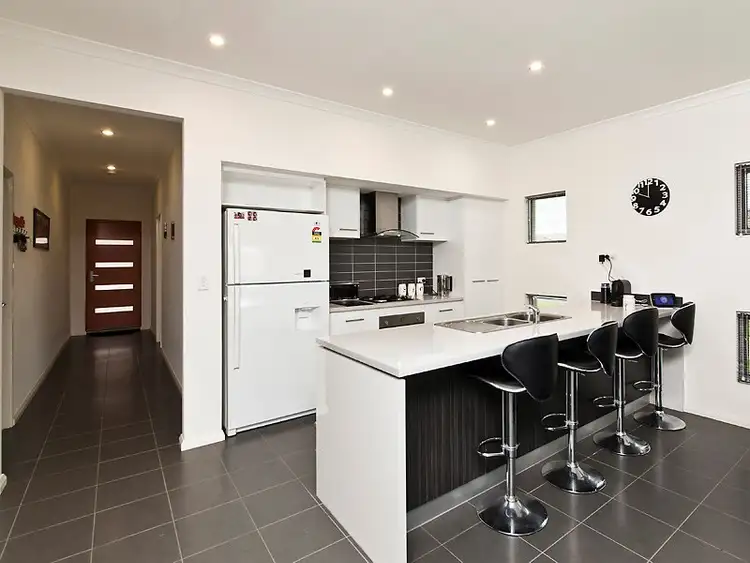 Second view of Homely house listing, 1/33 Kootingal Bend, Baldivis WA 6171