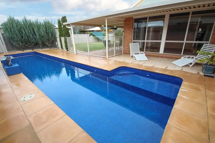 44 Sturt Street, Cobram VIC 3644