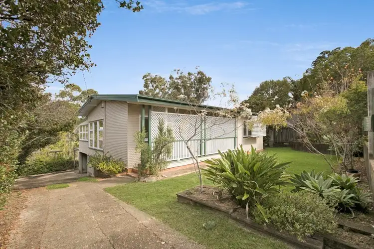 9 Plucks Road, Arana Hills QLD 4054