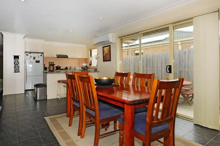 9 Edinburgh Drive, Skye VIC 3977