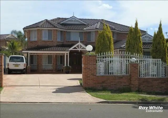 19 Ivanhoe Street, St Johns Park NSW 2176