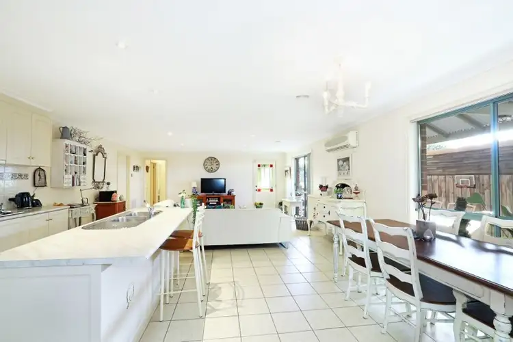 Seventh view of Homely house listing, 98 Homestead Drive, St Albans Park VIC 3219