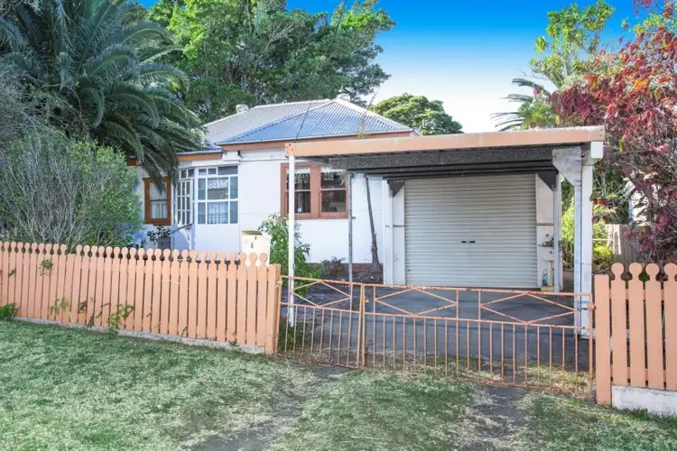 6 Henley Avenue, Kiama NSW 2533