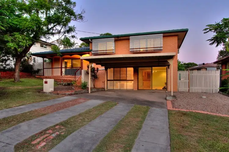 102 Wadley Street, Macgregor QLD 4109