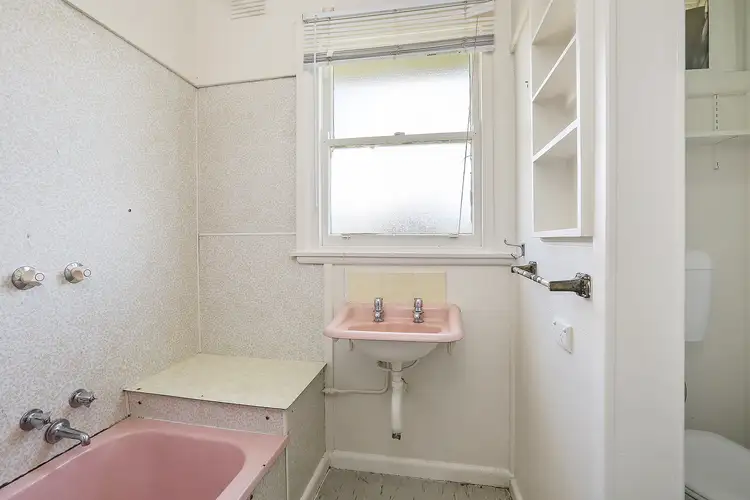 Sixth view of Homely house listing, 10 Robin Avenue, Norlane VIC 3214