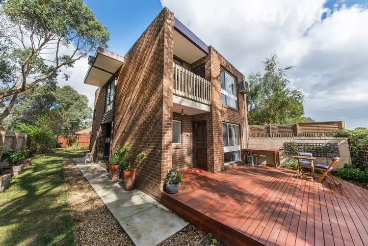 5/4 Pointside Avenue, Bayswater North VIC 3153