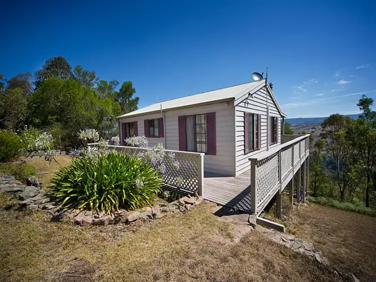 Third view of Homely house listing, 7 Carinya Close, Kanimbla NSW 2790