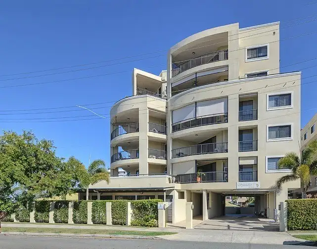 1/3 Rock Street, Scarborough QLD 4020