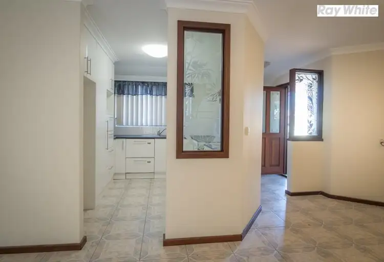 Seventh view of Homely house listing, 41 Dealy Close, Cannington WA 6107