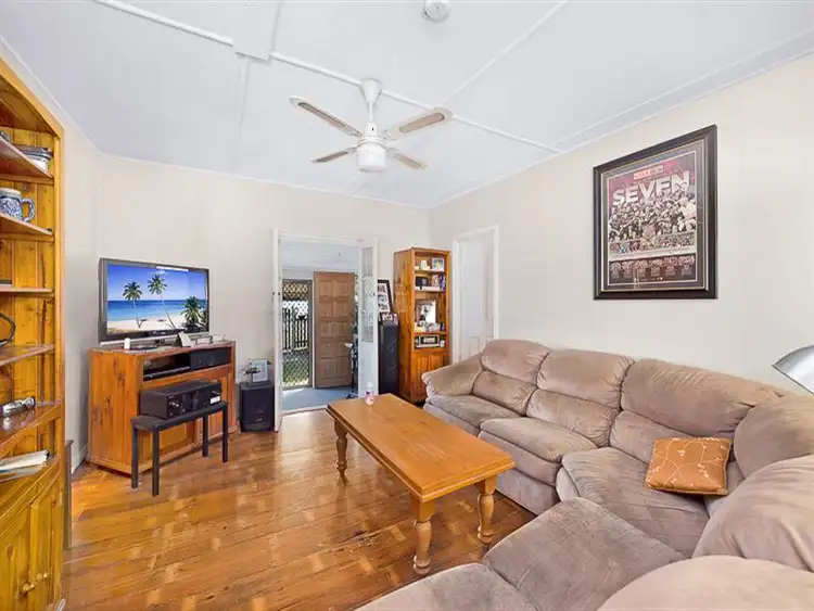 12 Lawnhill Avenue, Deception Bay QLD 4508