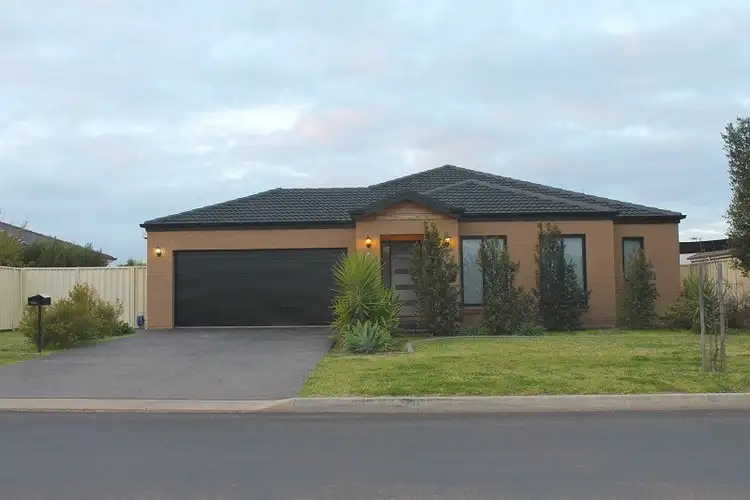 15 Calabria, Griffith NSW 2680