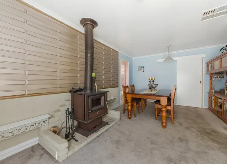 Third view of Homely house listing, 8 Cavell Close, St Albans VIC 3021