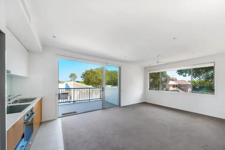 Fifth view of Homely apartment listing, 7/32 Windsor Street, Hamilton QLD 4007