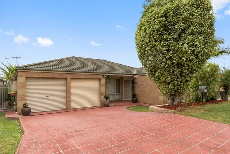 104 Tamworth Crescent, Hoxton Park NSW 2171