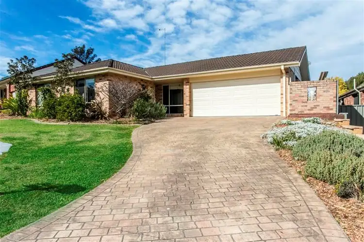 30 Ovens Drive, Werrington County NSW 2747