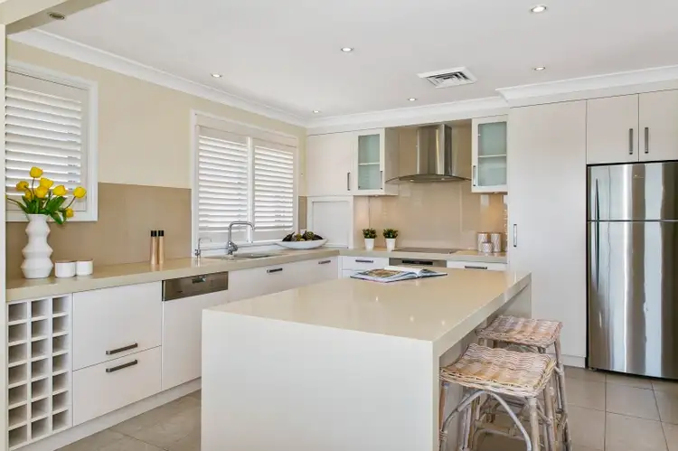 Third view of Homely house listing, 2/43 Edgecliffe Esplanade, Seaforth NSW 2092