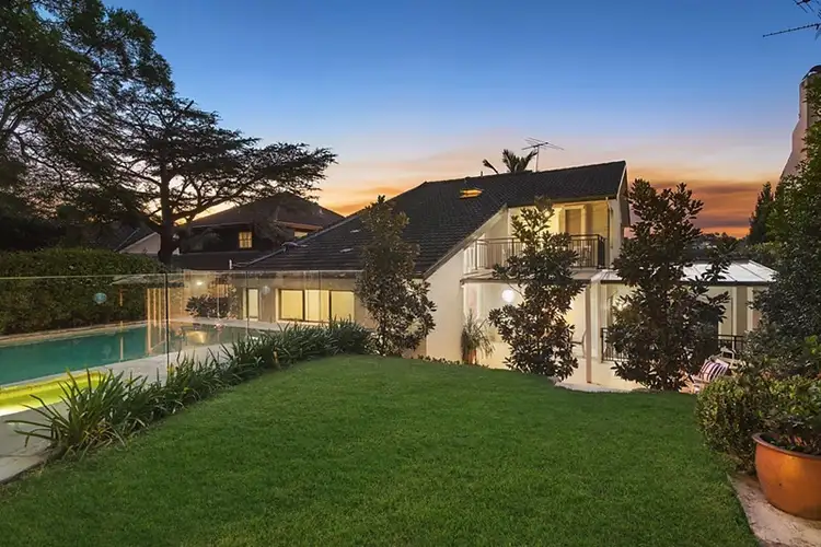 28 Minimbah Road, Northbridge NSW 2063