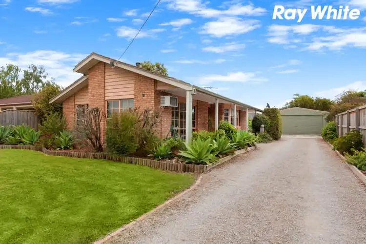 7 Guest Road, Pakenham VIC 3810