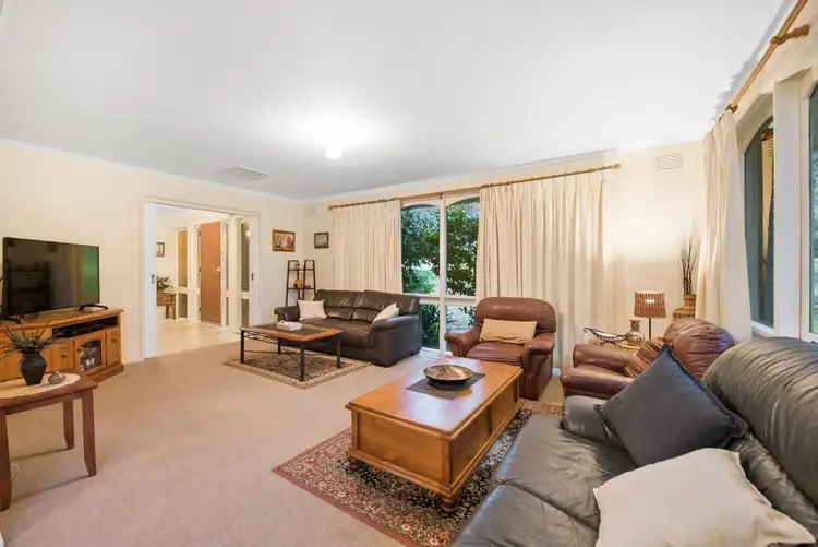 Second view of Homely house listing, 6 TOMBOLO Court, Mooroolbark VIC 3138