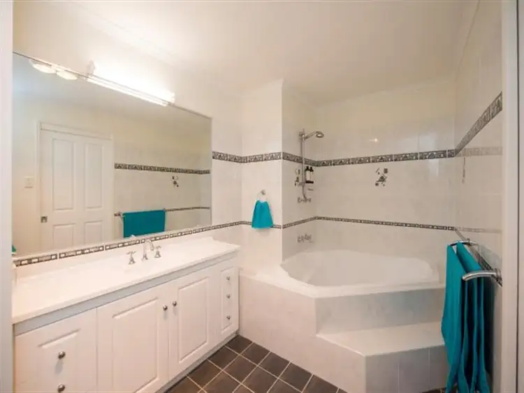 Sixth view of Homely house listing, 21 Michel Place, Telina QLD 4680