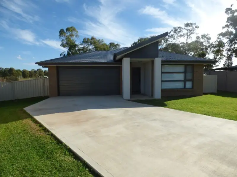 Main view of Homely house listing, 8 John Girdham Place, Forbes NSW 2871