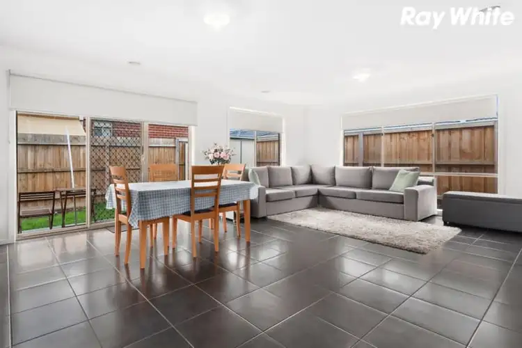 Third view of Homely unit listing, 3 Trinidad Walk, Pakenham VIC 3810
