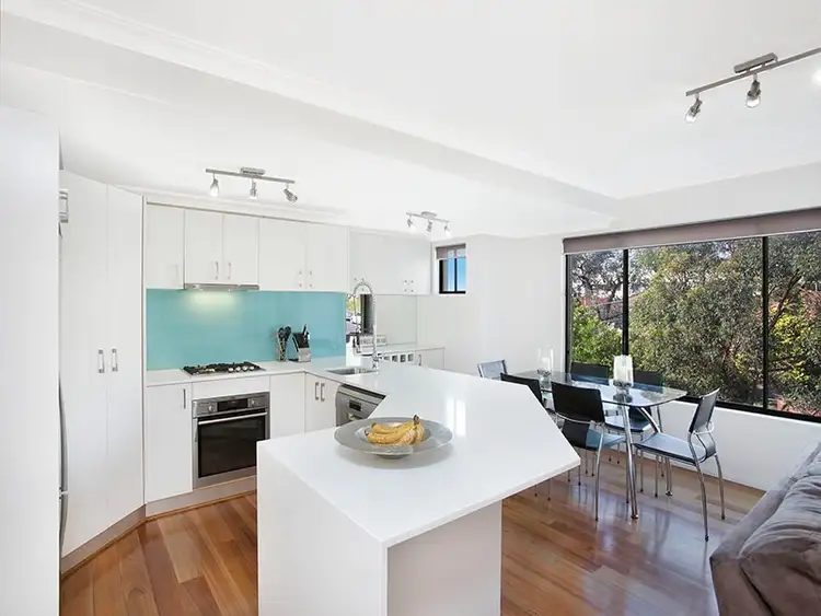 Fifth view of Homely unit listing, 4/7-11 Searl Road, Cronulla NSW 2230